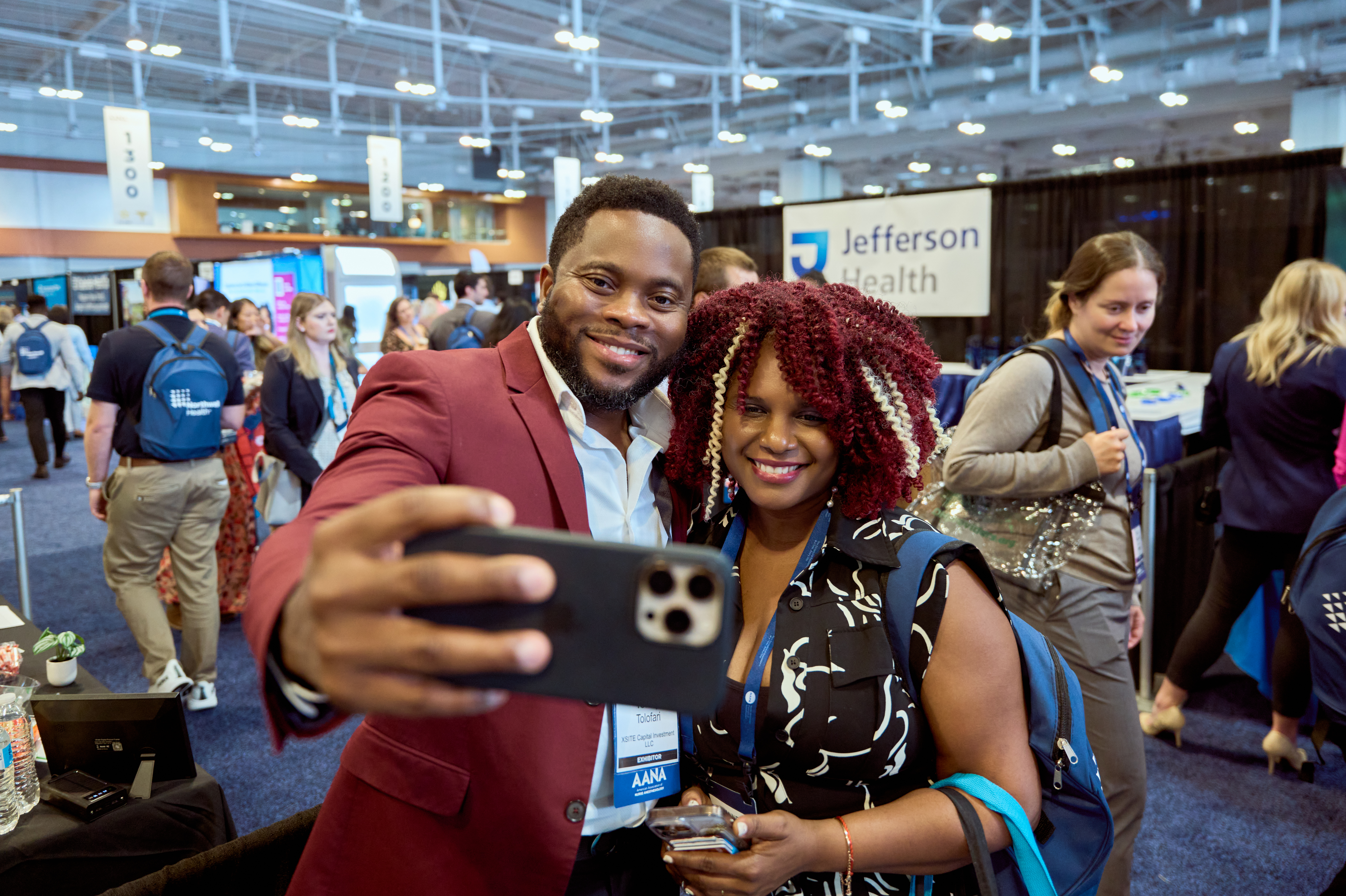 CRNAs connecting at the AANA conference